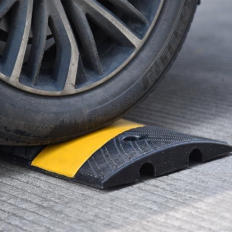 Heavy Duty Rubber Speed Bump Hump - Top View | Besea Cone