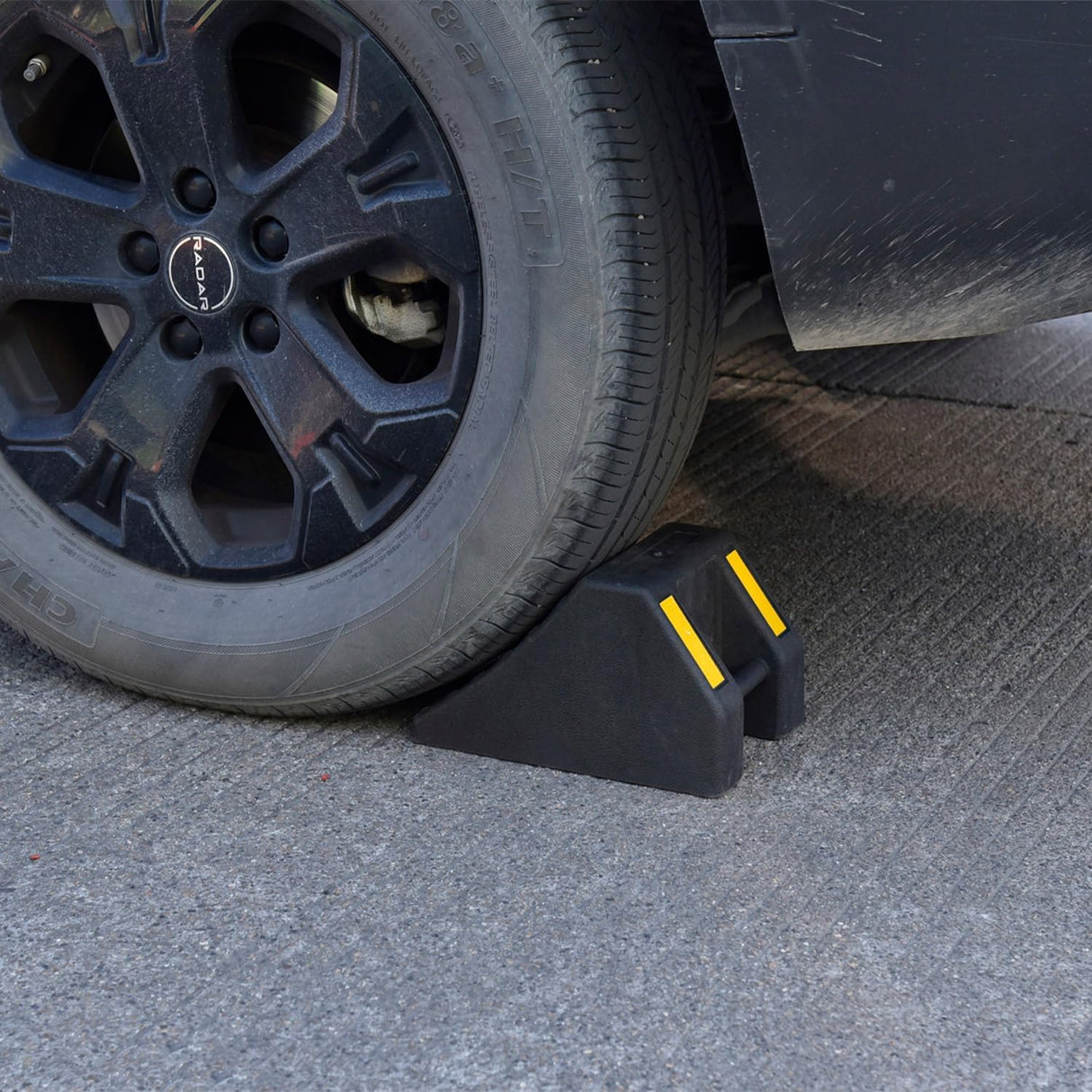 Heavy Duty Wheel Chock - Side View | Besea Cone