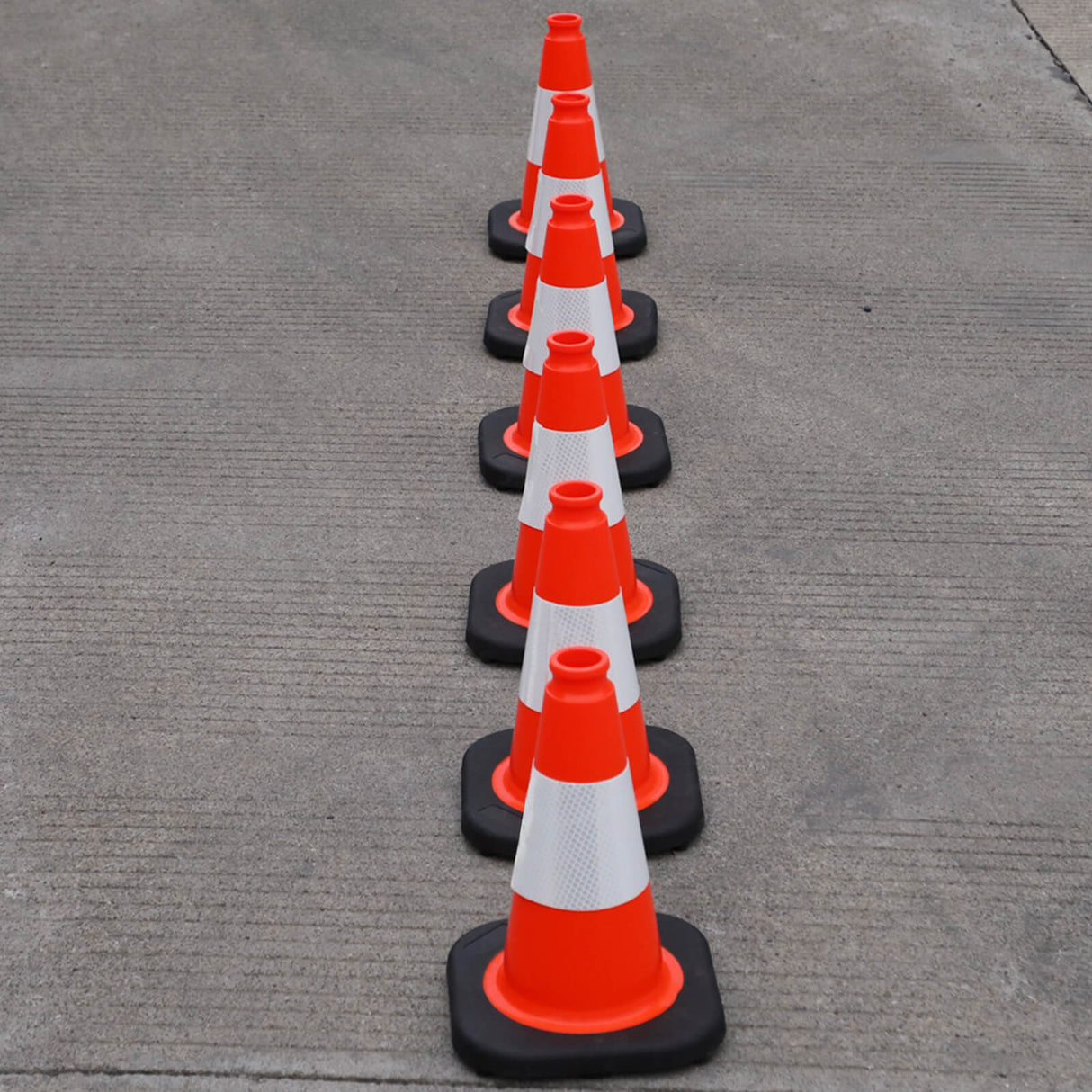 Light Weight Black Base Economy Traffic Cones - View 13 | Besea Cone