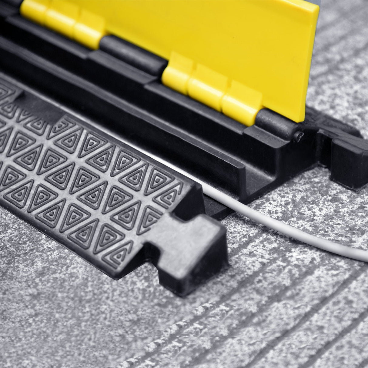 2,3,5-Channel Rubber Cable Protector Ramp with Extra Anti - Installation | Besea Cone