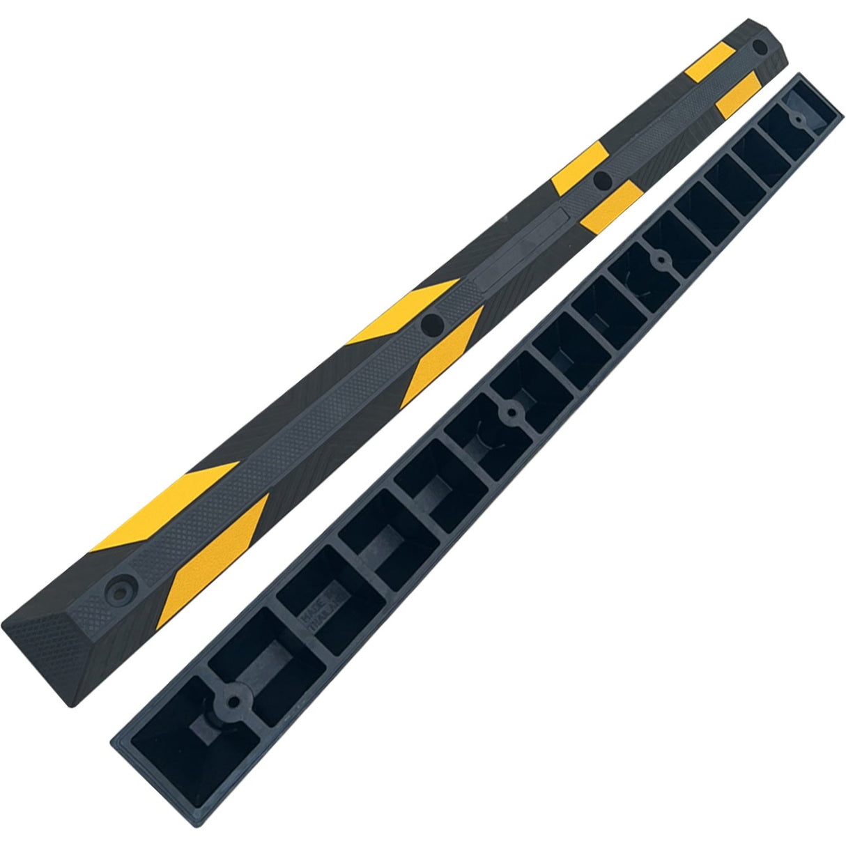 Heavy Duty Rubber Parking Curb with Beads Reflector - Close-Up | Besea Cone