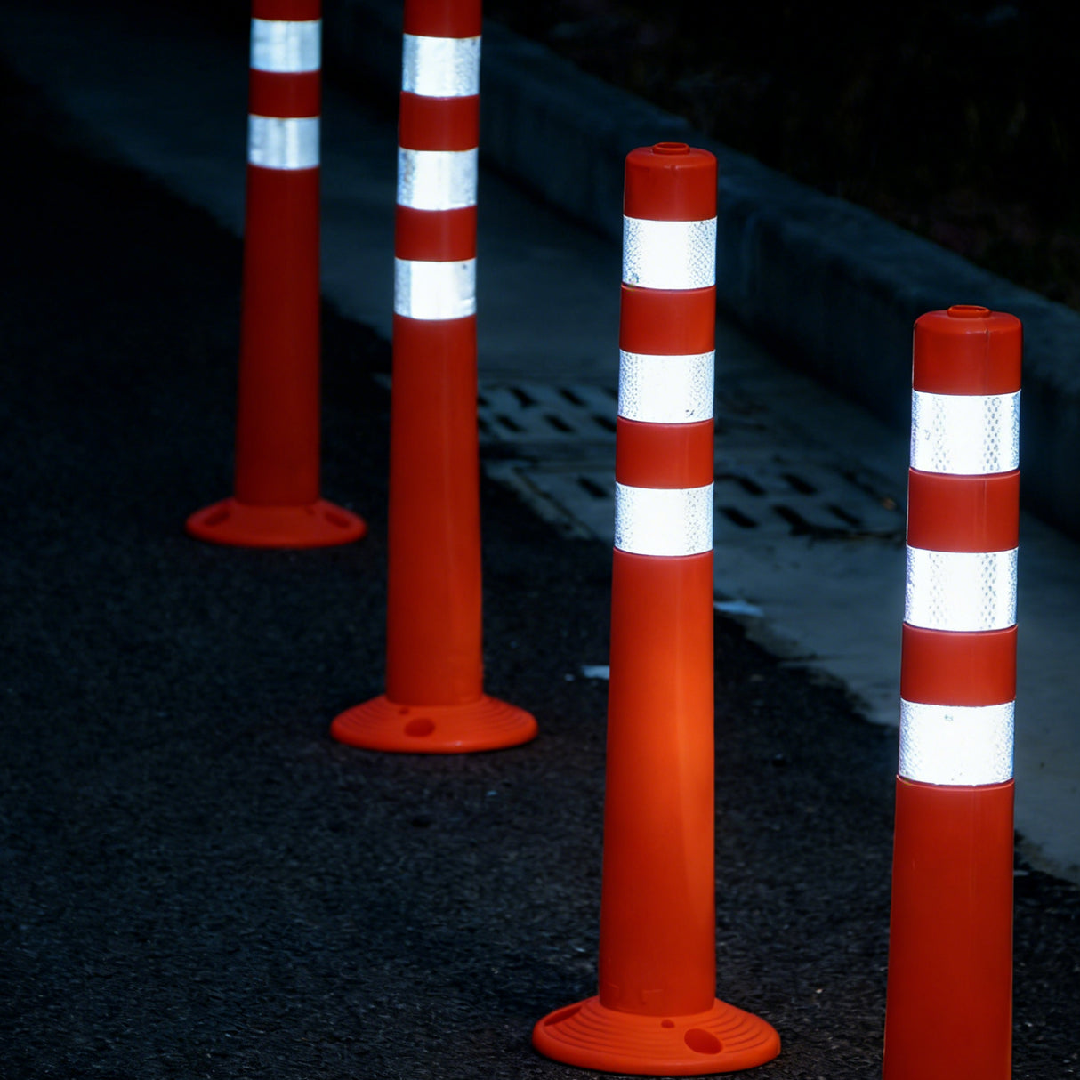 4PCS PU Flexible Post 75CM - In Use | Besea Cone