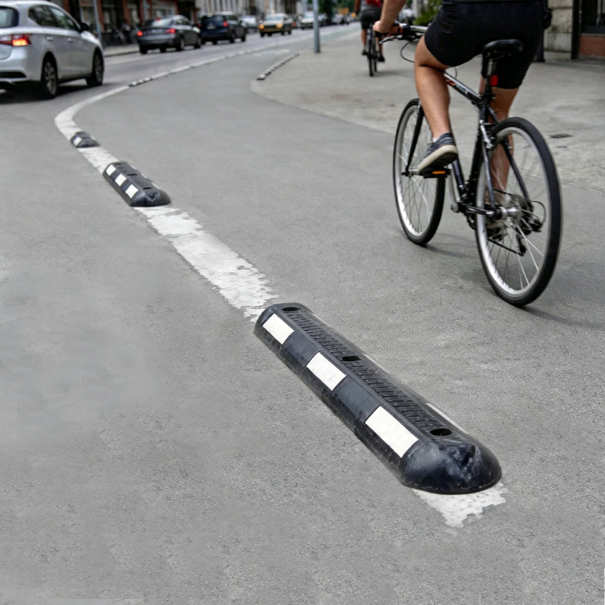 2PCS Bicyle Lane Separator Black/White - Installation | Besea Cone